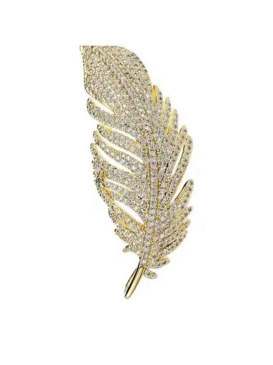 Jewelry - Elegant Gold Feather Brooch